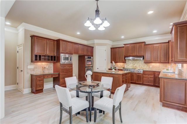 10595 Highgate Manor Court, Duluth, GA 30097