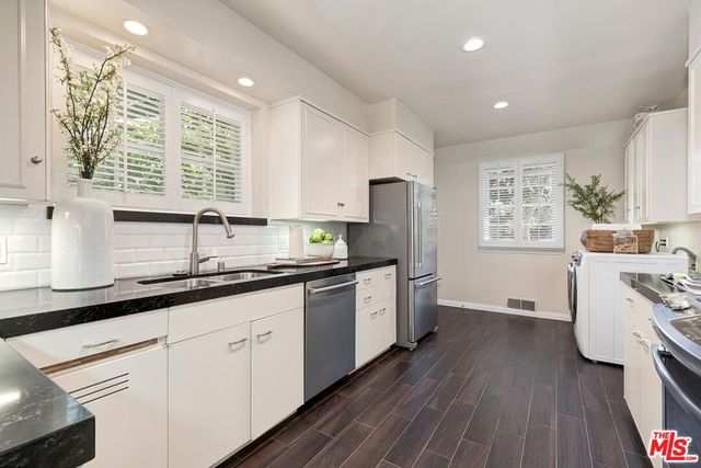 10543 Wellworth Avenue, Los Angeles, CA 90024