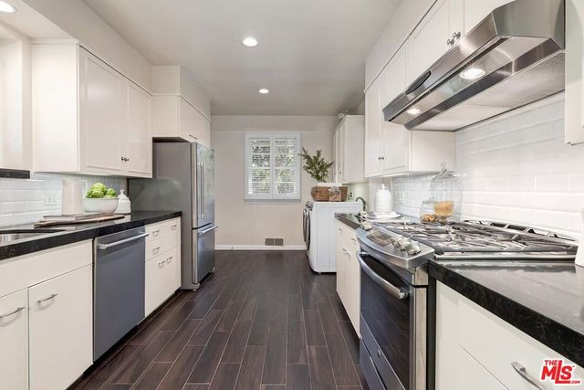 10543 Wellworth Avenue, Los Angeles, CA 90024