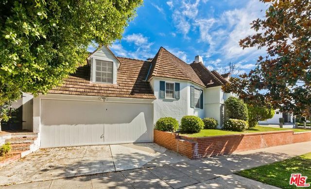 10543 Wellworth Avenue, Los Angeles, CA 90024