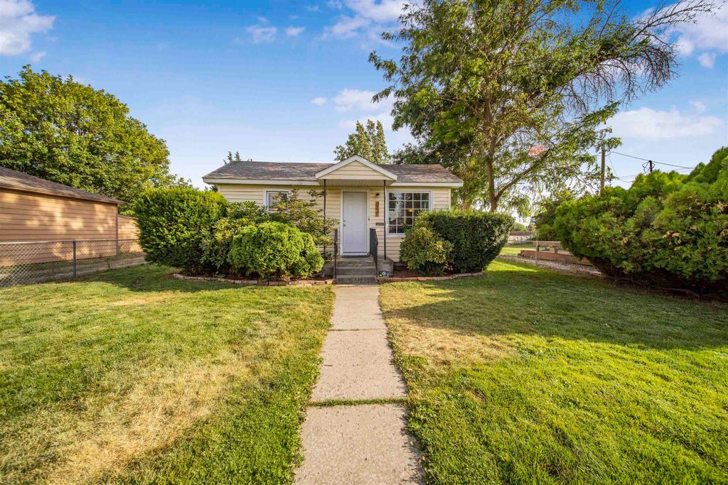 4311 W Everett Ave, Spokane, WA 99205