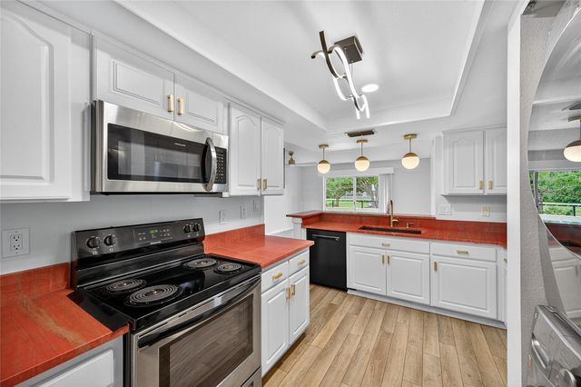 2583 COUNTRYSIDE BOULEVARD 3212, Clearwater, FL 33761