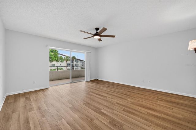 2583 COUNTRYSIDE BOULEVARD 3212, Clearwater, FL 33761