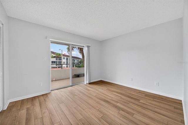 2583 COUNTRYSIDE BOULEVARD 3212, Clearwater, FL 33761