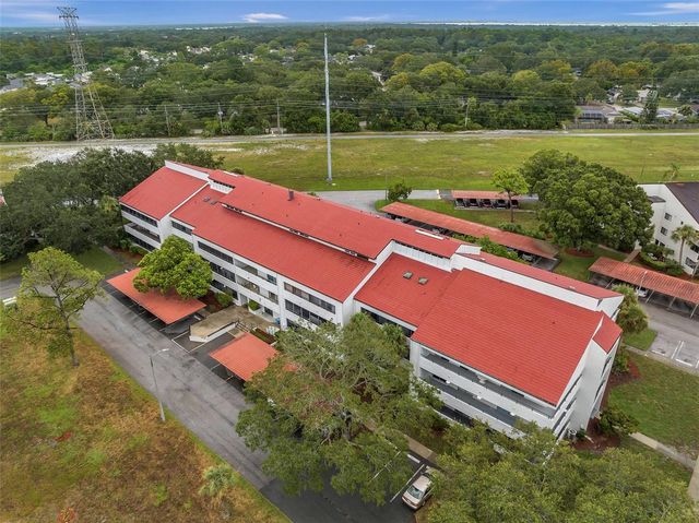 2583 COUNTRYSIDE BOULEVARD 3212, Clearwater, FL 33761