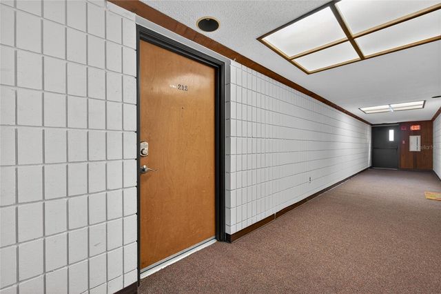 2583 COUNTRYSIDE BOULEVARD 3212, Clearwater, FL 33761