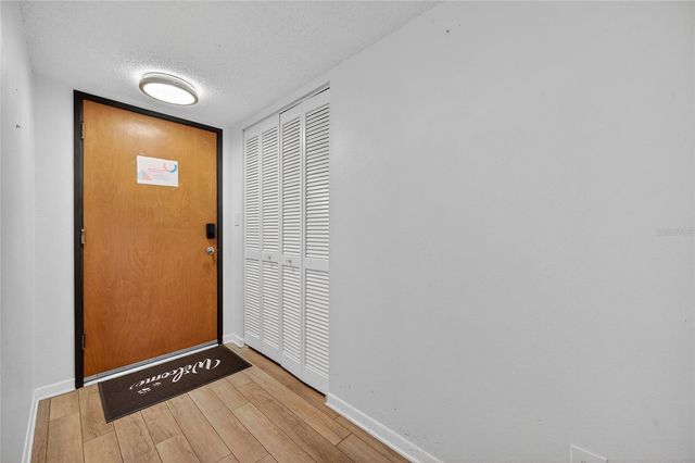 2583 COUNTRYSIDE BOULEVARD 3212, Clearwater, FL 33761