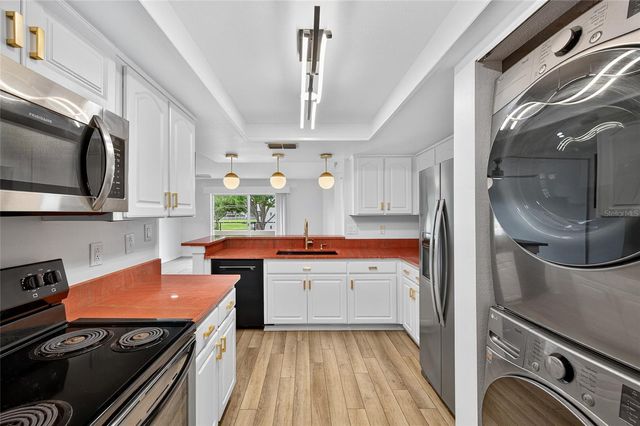 2583 COUNTRYSIDE BOULEVARD 3212, Clearwater, FL 33761