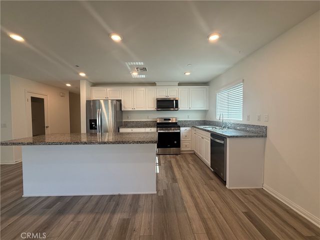 28230 Schola, Menifee, CA 92585
