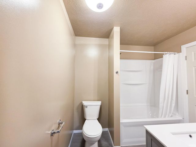 1421 Magnolia Avenue, Elkhart, IN 46514