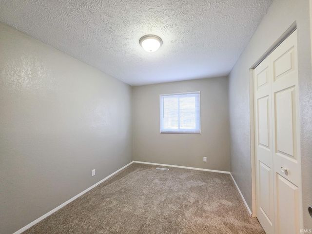 1421 Magnolia Avenue, Elkhart, IN 46514