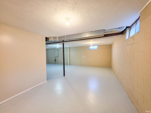 1421 Magnolia Avenue, Elkhart, IN 46514