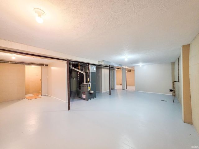 1421 Magnolia Avenue, Elkhart, IN 46514