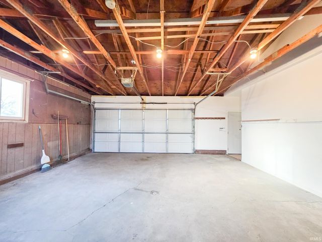 1421 Magnolia Avenue, Elkhart, IN 46514