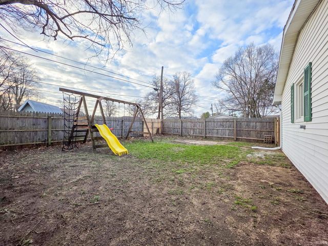 1421 Magnolia Avenue, Elkhart, IN 46514