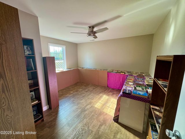 55 Tom Walker Ln, Coxs Creek, KY 40013