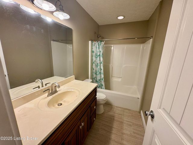 55 Tom Walker Ln, Coxs Creek, KY 40013