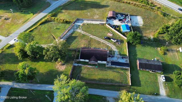 55 Tom Walker Ln, Coxs Creek, KY 40013