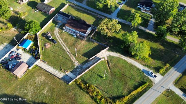 55 Tom Walker Ln, Coxs Creek, KY 40013