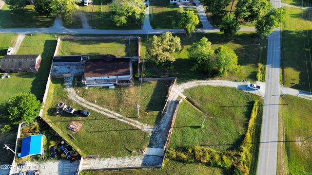 55 Tom Walker Ln, Coxs Creek, KY 40013