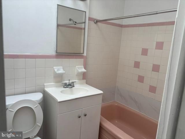 8116 DITMAN ST, Philadelphia, PA 19136