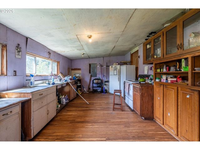 89371 HEMLOCK Ln, Bandon, OR 97411