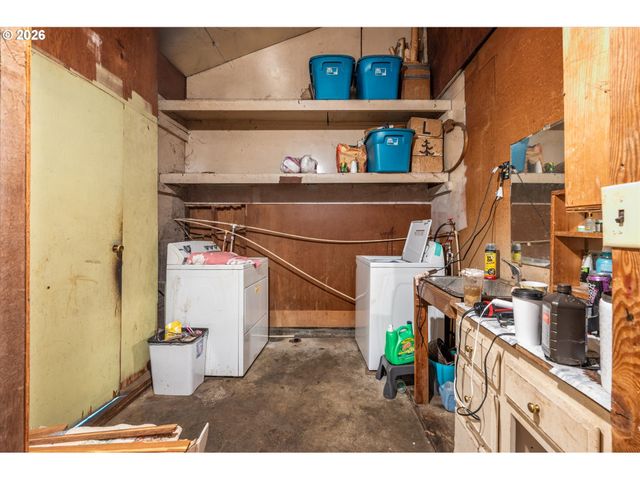 89371 HEMLOCK Ln, Bandon, OR 97411