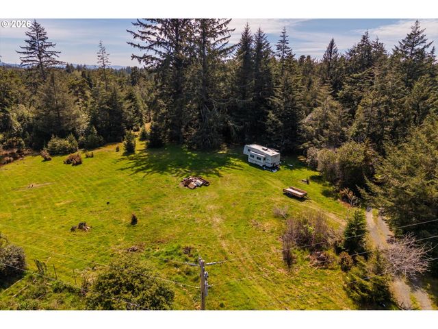 89371 HEMLOCK Ln, Bandon, OR 97411