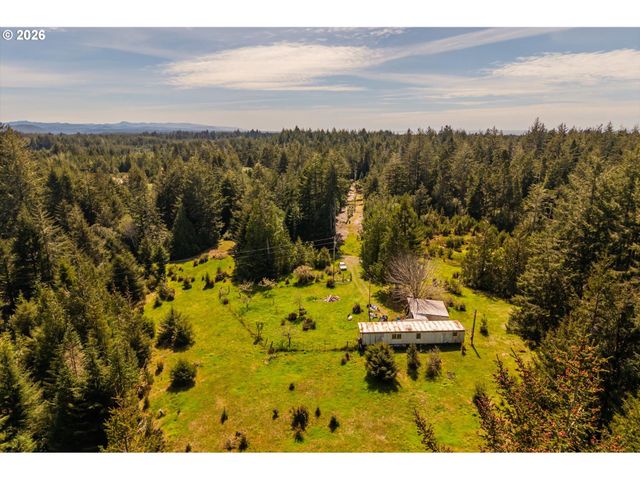 89371 HEMLOCK Ln, Bandon, OR 97411