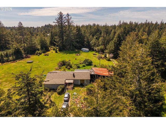 89371 HEMLOCK Ln, Bandon, OR 97411