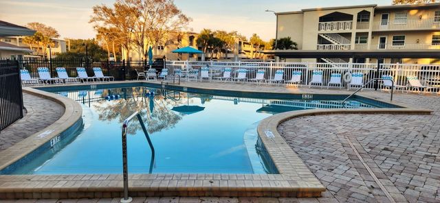 821 PATRICIA AVENUE 106, Dunedin, FL 34698