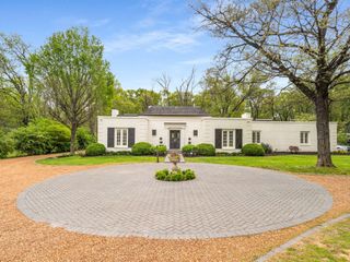 305 Davidson Rd, Nashville, TN 37205