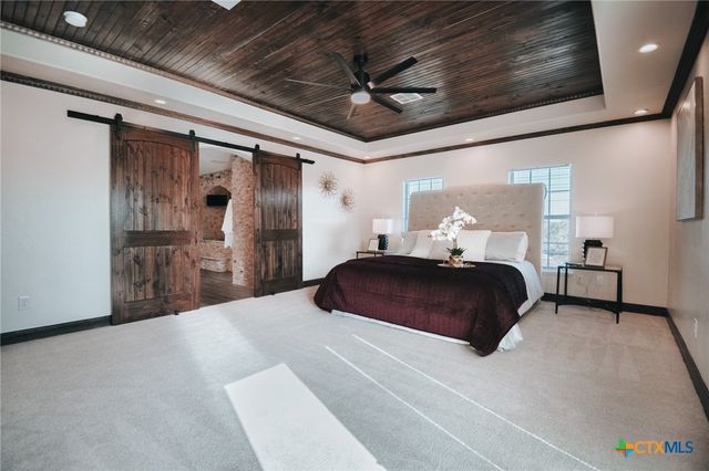 194 Panorama Lane, Victoria, TX 77905