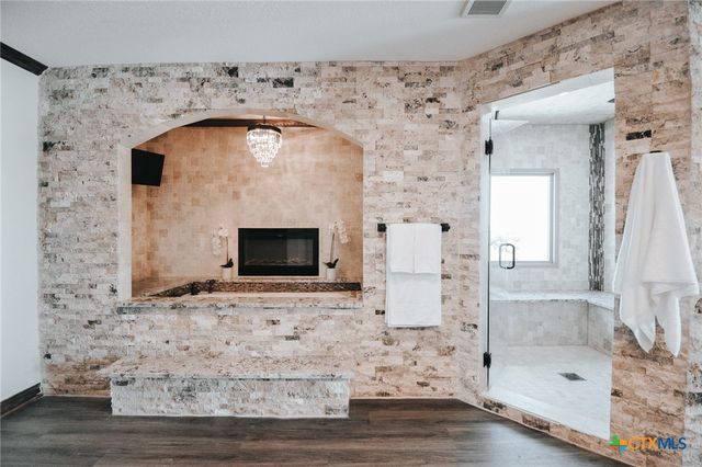 194 Panorama Lane, Victoria, TX 77905