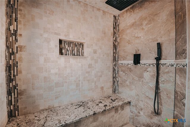 194 Panorama Lane, Victoria, TX 77905