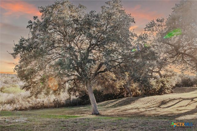 194 Panorama Lane, Victoria, TX 77905