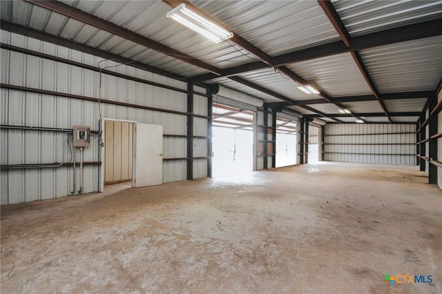 194 Panorama Lane, Victoria, TX 77905