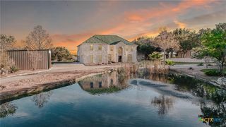 194 Panorama Lane, Victoria, TX 77905