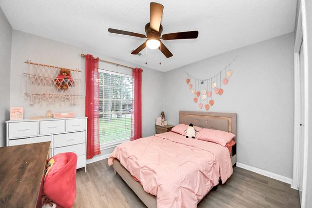 5002 Maurita Drive, Spring, TX 77373