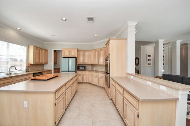 1155 Rustling Wind Lane, League City, TX 77573
