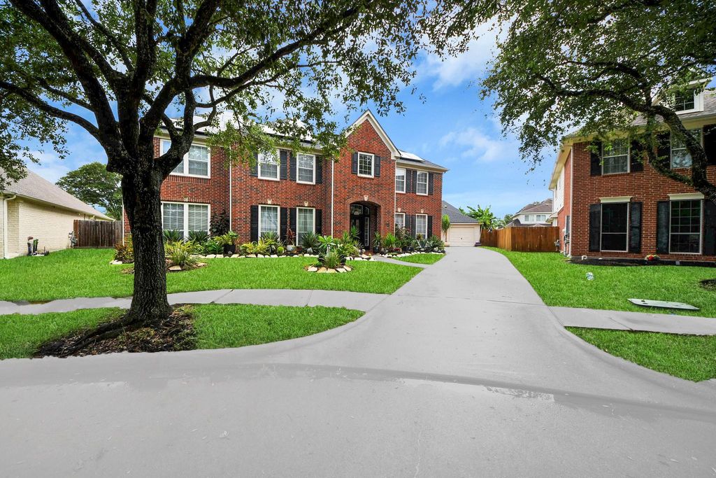 1155 Rustling Wind Lane, League City, TX 77573