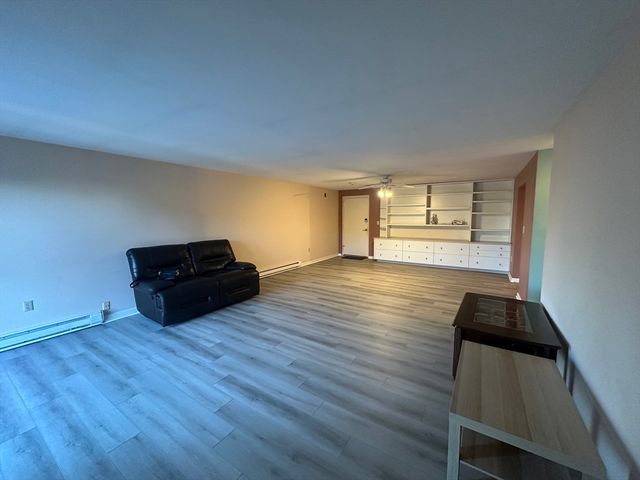 1321 Worcester Rd 612, Framingham, MA 01701