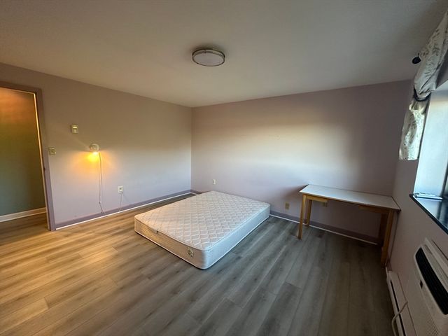 1321 Worcester Rd 612, Framingham, MA 01701