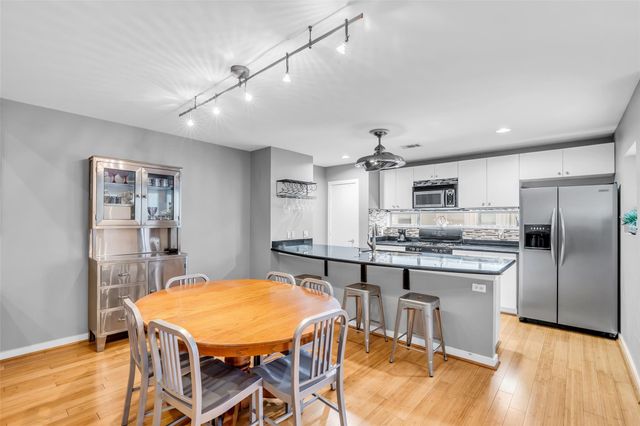 1319 Arthur Street, Houston, TX 77019