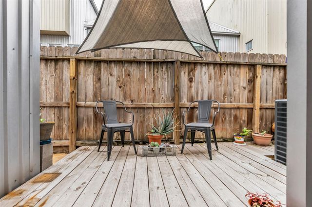 1319 Arthur Street, Houston, TX 77019