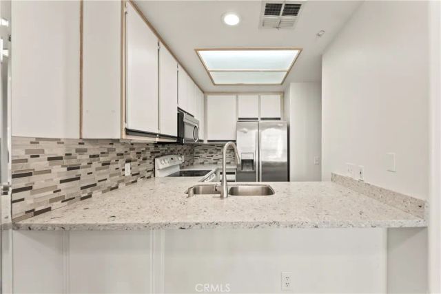 2960 Champion Way 1304, Tustin, CA 92782