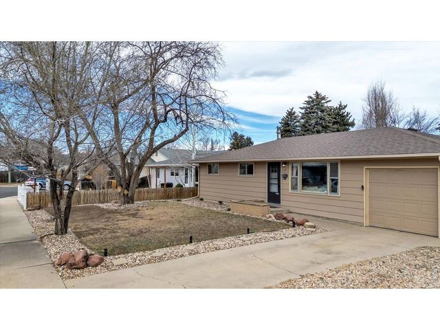 321 Crescent Dr, Loveland, CO 80538