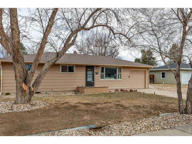 321 Crescent Dr, Loveland, CO 80538