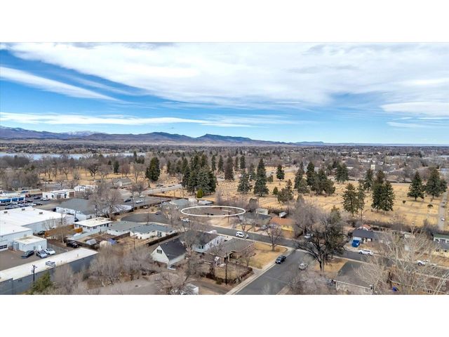 321 Crescent Dr, Loveland, CO 80538