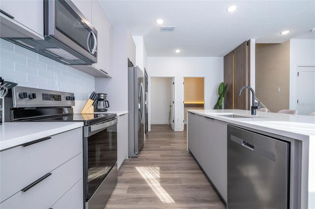 9078 HAYMAN LANE, Kissimmee, FL 34747